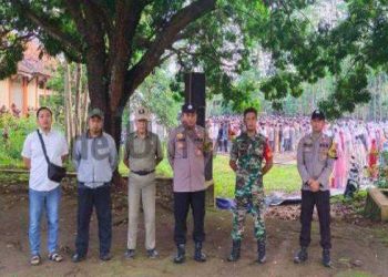 Kodim 0715/Kendal Bersama Polres Kendal Laksanakan Giat Pengamanan Sholat Idul Fitri