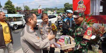 Kapolres cek pos Ops Ketupat Lodaya 2023 di Pos Pam Cihaurbeuti