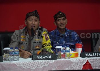 Wakapolda Jabar Sambut Pemudik Arus Balik dan Syukuran Hari Buruh Nasional di Rest Area 62