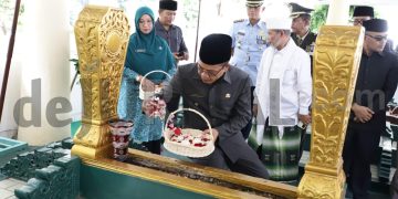Bupati dan Wabup Bandung Ziarah ke Makam Para Mantan Bupati