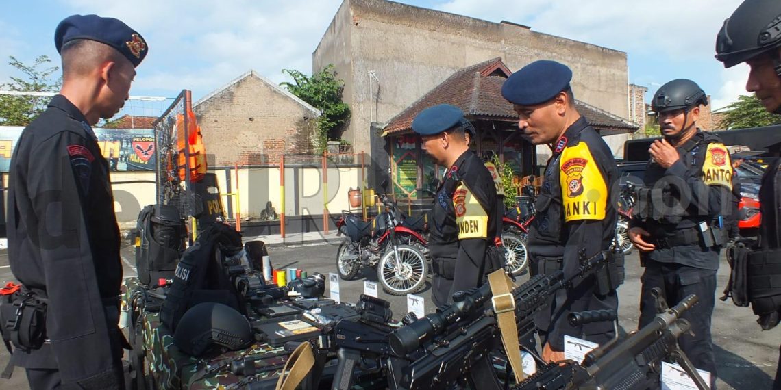Jelang Pilkades Serentak Garut, Brimob Kompi 1 Yon D Gelar Kesiapan Pasukan