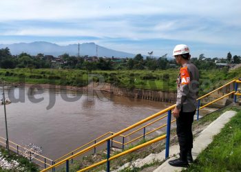 Sat Brimob Polda Jabar Patroli Ke Bendungan Copong, Guna Pantau Debit Air