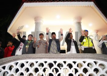 400 Calon Jemaah Haji Kloter Pertama Asal Garut Dilepas Bupati Rudy Gunawan