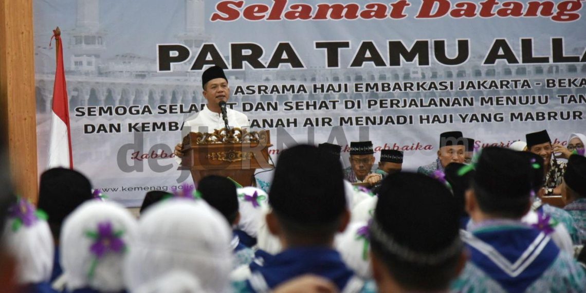Lepas Jemaah Calon Haji, Bupati Bandung Minta Didoakan Dijauhkan dari Orang Dzolim