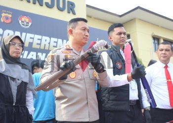 Polisi Mengamankan Remaja Yang Kedapatan Membawa Senjata Pemukul