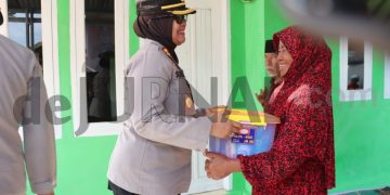 Bahagianya Pak Caswan, Rumah Reotnya Dibedah Polisi