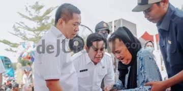 Wabup Karawang Bangga Inovasi Warga Cilebar Mampu Budidaya Anggur Laut