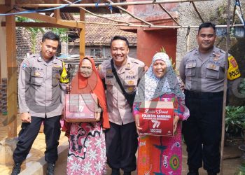 Jelang Memperingati Hari Bhayangkara ke-77 Tahun 2023 Polisi Lakukan Bakti Sosial