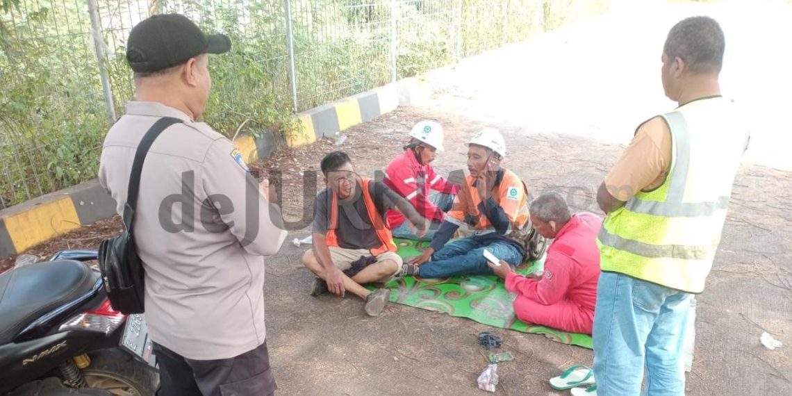 Anggota Binmas Polsek KPC Memberikan HimbauanTPPO Kepada Pekerja Pelabuhan