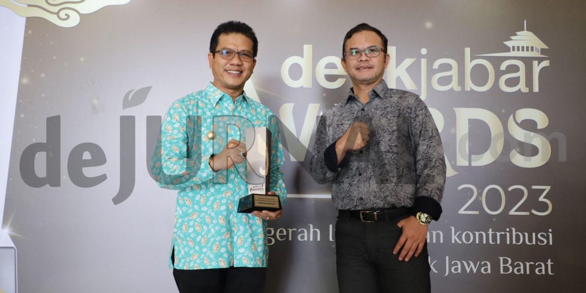 Dinillai Peduli Pendidikan Keagamaan Bupati Bandung Dianugerahi Program Terpuji