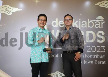 Dinillai Peduli Pendidikan Keagamaan Bupati Bandung Dianugerahi Program Terpuji