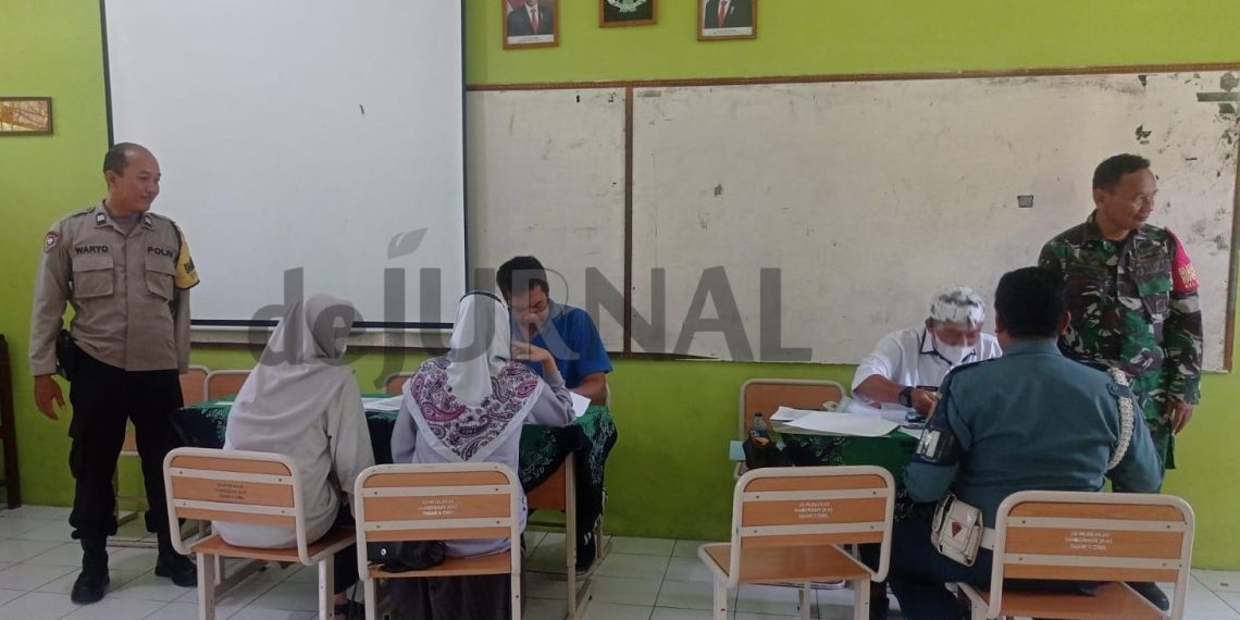 Sinergitas TNI-POLRI Amankan PPDB Cirebon Kota