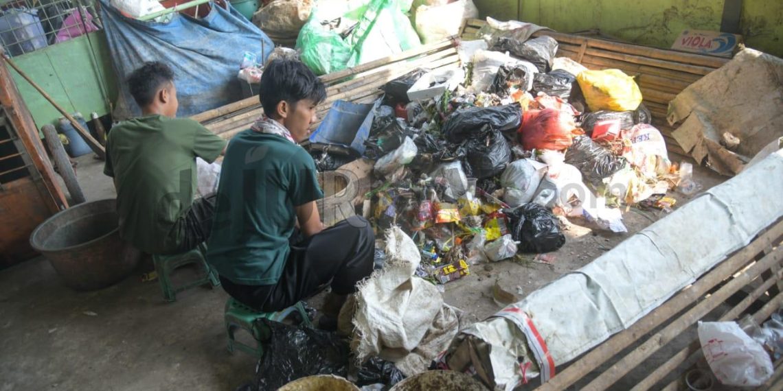 Jadi Biang Kerok Pencemaran Lingkungan, Bupati Purwakarta Himbau Masyarakat Kurangi Sampah Plastik