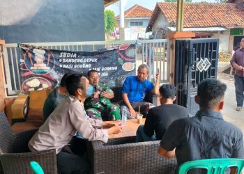 Bhabin dan Babinsa Desa Battembat Berikan Himbauan Kamtibmas