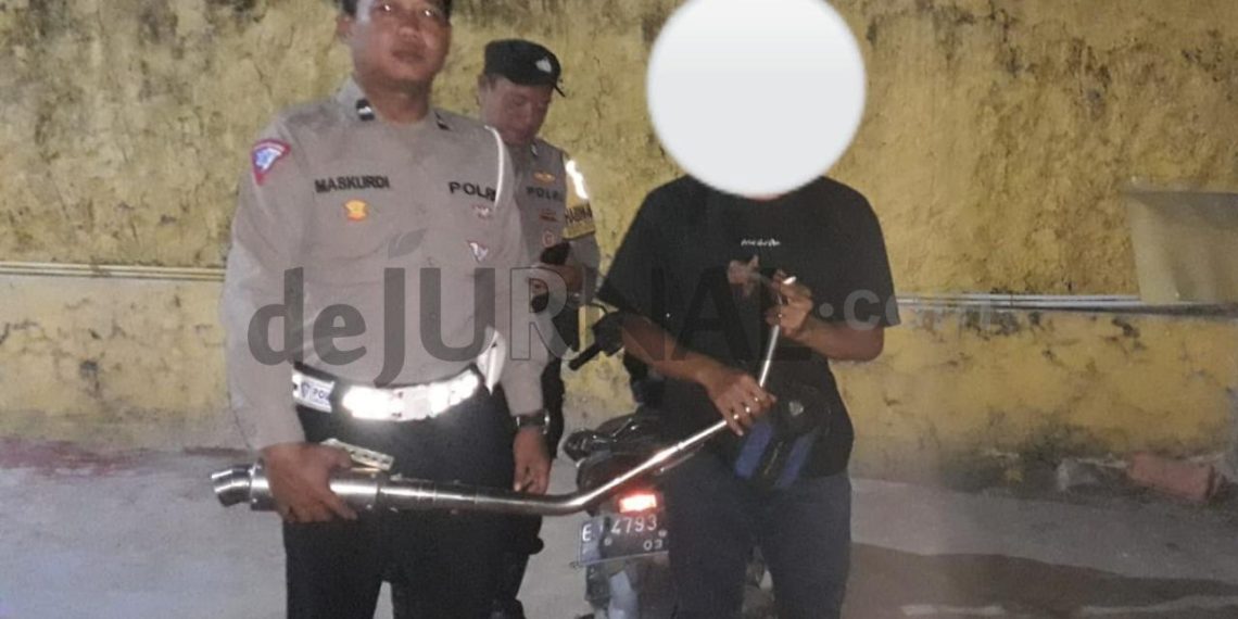 Polsek Gunung Jati Berhasil Amankan Pemilik Kendaraan Yang Ber-knalpot Bising Dalam Operasi Patroli