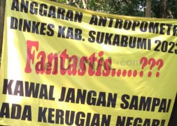 Baligo Ajakan “Kawal Anggaran Antropometri yang Fantastik” Terpajang Dekat Kantor Dinkes Sukabumi