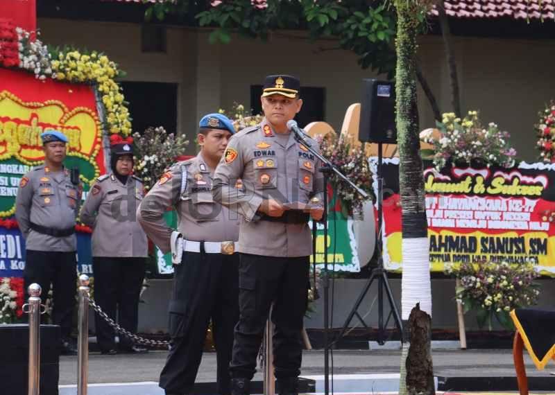 Puluhan Anggota Polres Purwakarta Dapat Kenaikan Pangkat di Hari Bhayangkara ke-77