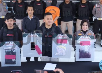 Seorang Guru PNS di Siram Air Keras Karena Pelaku Sakit Hati