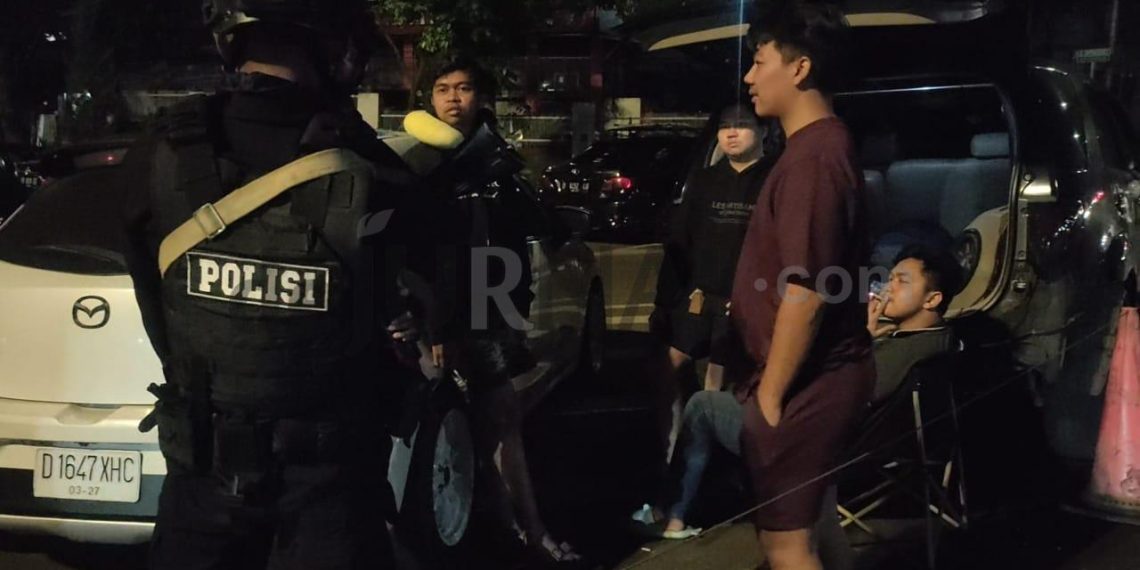 Sat Brimob Polda Jabar Himbau Warga Untuk Berhati – Hati Terhadap Kejahatan Geng Motor