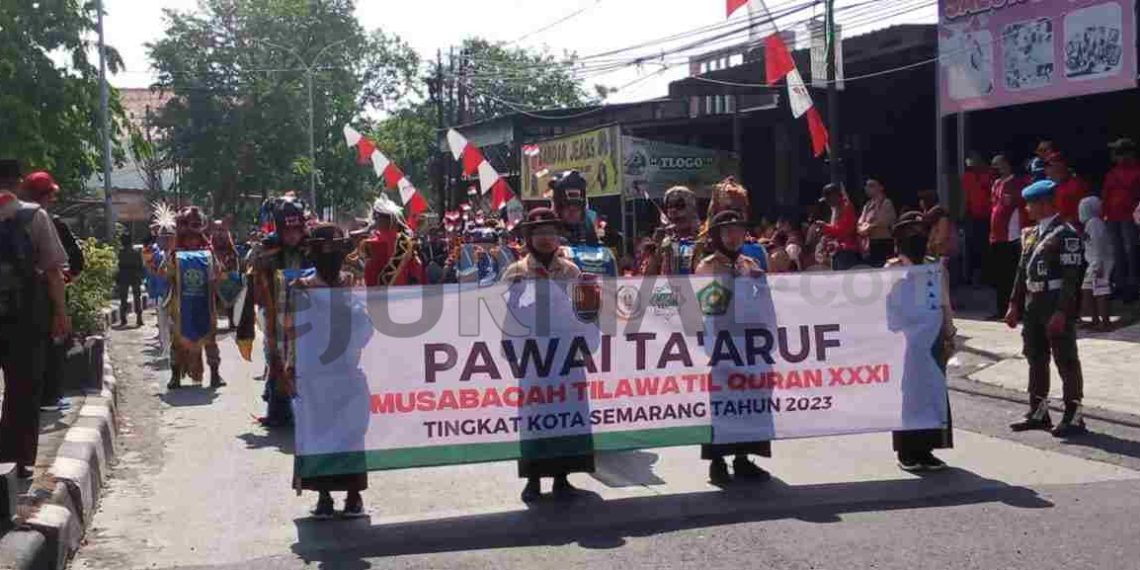 Pawai Ta’ruf MTQ XXXI Tingkat Kota Semarang Berlangsung Meriah