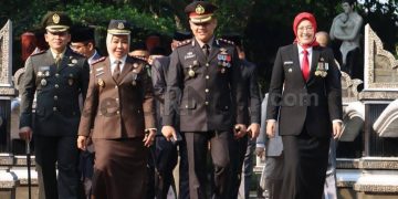 Kapolres Purwakarta Jadi Inspektur Upacara dalam Peringatan Hari Bhayangkara ke-77