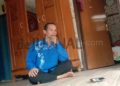Ahmad (57) Warga Kecamatan Cibiuk yang diduga sertikat tanahnya dijaminkan ke bank tanpa sepengetahuannya.