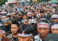 Ribuan massa Almagari saat berunjuk rasa pada 5 Januari 2022 lalu. (Dok. dejurnal.com)