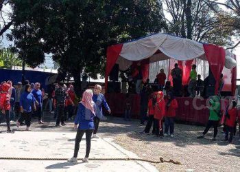 Panggung Hiburan di Tarogong Kaler Semarakan HUT RI ke 78