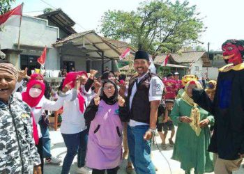 Pemdes Cikawao Gebyar HUT RI Ke 78 Sekaligus Tasakur Pembangunan Rabat Beton jalan Kabupaten