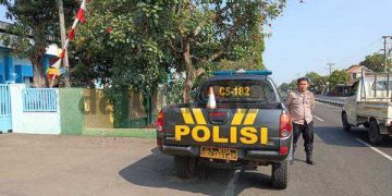Polisi Patroli Strong Point Wiralodra untuk Antisipasi Gangguan Kamtibmas