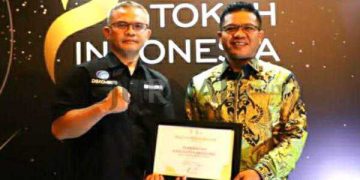 Dinilai Berhasil Mendorong Ekonomi Kerakyatan, Bupati Bandung Bandung Raih Penghargaan Tokoh Nasional
