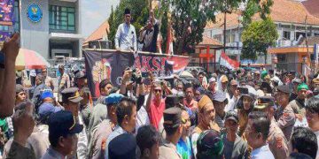 Dukung Warga Rempang, Ratusan Warga Garut Lakukan Aksi Solidaritas
