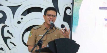 Upaya Pengendalian Perubahan Iklim Bupati Bandung Canangkan Bulan Gebyar Lubang Cerdas Organik