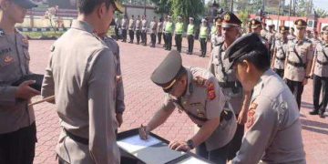 Polres Karawang Gelar Serah Terima Jabatan PJU dan Kapolsek
