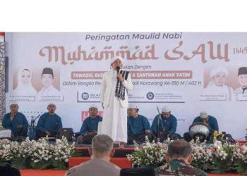 Pemkab Karawang Gelar Peringatan Maulid Nabi Muhammad SAW 1445 H Sekaligus Ziarah Makam Adipati Singaperbangsa
