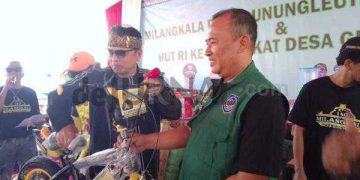 H Dadang M Naser Hadiri Gerak Jalan Santai Dalam Rangka Milangkala ke-140 Desa Gunungleutik