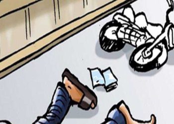 Nabrak Tumpukan Batu di Tengah Jalan, Pasutri Warga Kalapanunggal Alami Kecelakaan