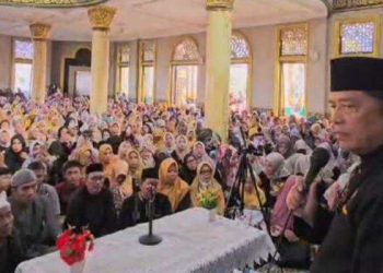 DKM Al-Karomah Gelar Pengajian Rutin Bulanan Dihadiri Ribuan Jamaah