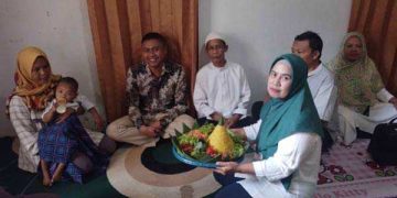 Gelar Khitanan Massal, Calon Anggota DPRD Kabupaten Garut dari PPP Asep Mulyana Disambut Antusias Warga Pataruman