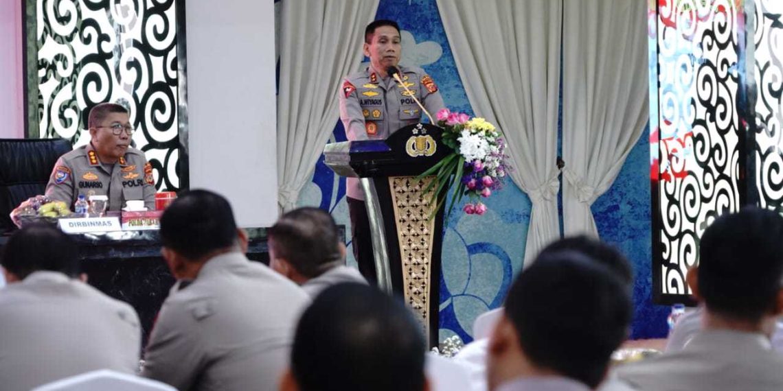 Kapolda Jabar Buka Rakernis Fungsi Binmas Polda Jabar T.A 2023