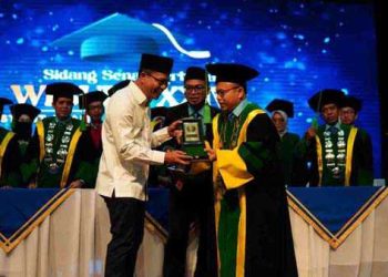 Apresiasi Wisuda ke-CXIV S1 IAI Persis Bandung, Bupati Ingatkan Wisudawan Tanggungjawab Terhadap Ilmu Yang Telah Diraih