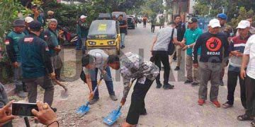 Bupati Bandung Galakan Gerakan Tutup Lubang Jalan Minimalisir Ancaman Kecelakaan