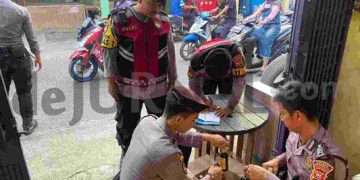 Polres Purwakarta Sita Ratusan Botol Miras Berbagai Jenis