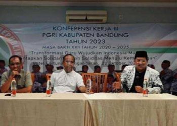 Konker III PGRI Kabupaten Bandung Dr. H. Agus Firman: Zaini: PGRI Harus Semangat Majukan Pendidikan