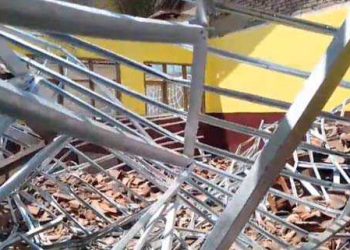 Sedang Dalam Pelaksanaan Rehab, Atap SDN 2 Sukakarya Garut Sudah Dipasang Ambruk