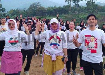 Endah Suwarni Caleg DPRD Partai Gerindra Ajak Emak-Emak Hidup Sehat Lewat Senam Bersama