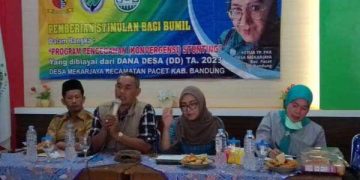 Pemdes Mekarjaya Salurkan Bantuan Stimulan Makanan Tambahan Kepada Bumil