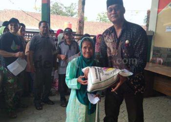 Pemdes Maruyung salurkan Bantuan Pangan Beras Untuk 745 KPM