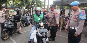 Puluhan Polisi dan Samsat Gelar Operasi Kendaraan, Sasaran Kendaraan Tak Taat Pajak