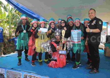 Spektakuler ! Warga dan Legislator Karawang H Oma Miharja Rijki Apresiasi Kades Sukaluyu Gelar Lomba Jalan Sehat dan PBB